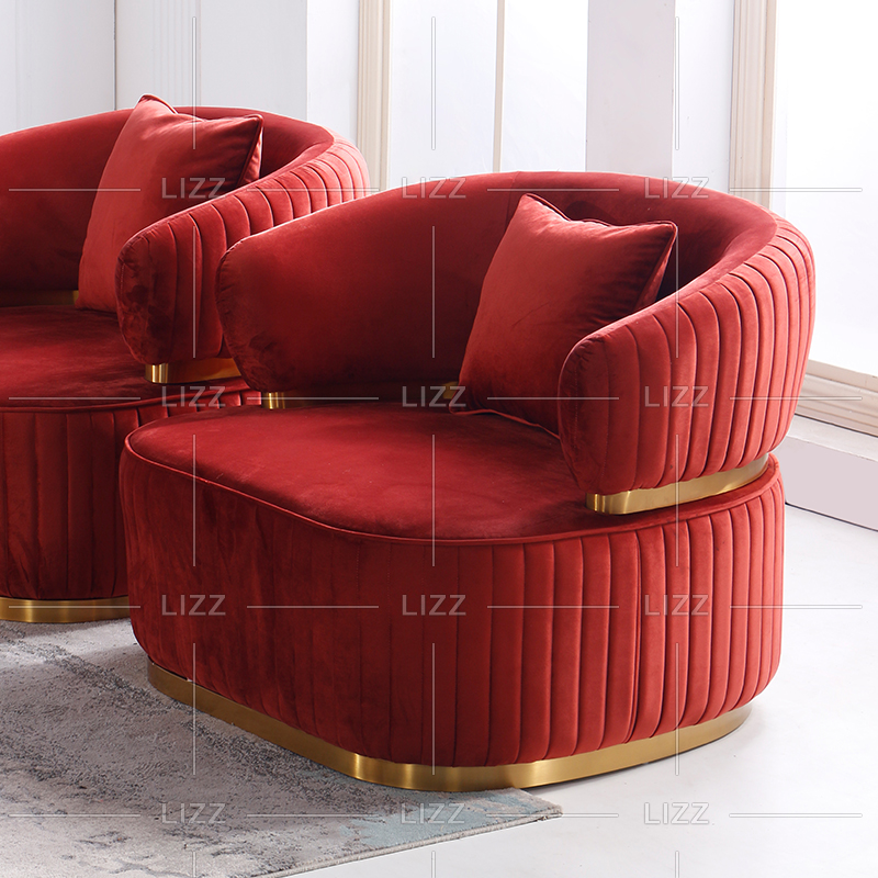 Sofá de sala de estar pequeño tradicional rojo claro